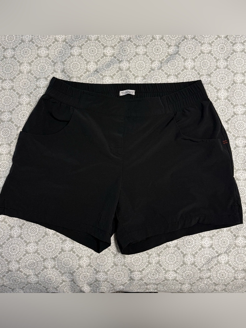 Toad&Co Black Pull-On Women’s Shorts
